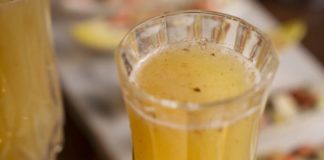 Pear and Thyme Fizz