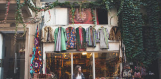 Vintage Revives Fashion