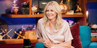 Steal This Killer Core Exercise from Chelsea Handler If You're Bored with Your Ab Workouts