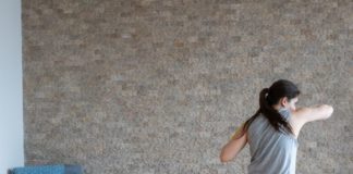 These No-Equipment Boxing Classes Raise Money for Breast Cancer Research