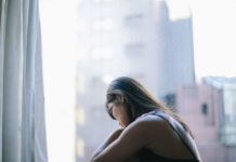 How to Deal with Loneliness, According to Mental Health Experts