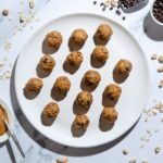 These 5-Ingredient Peanut Butter Protein Balls Taste Like a Reese's Cup