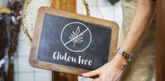 Gluten-Free Foods In Restaurants Might Not Be *Totally* Gluten-Free, According to a New Study