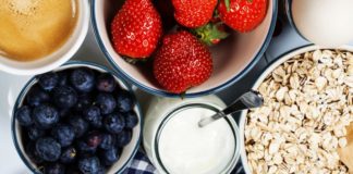 What to Eat for Breakfast When You Wake Up Feeling Bloated