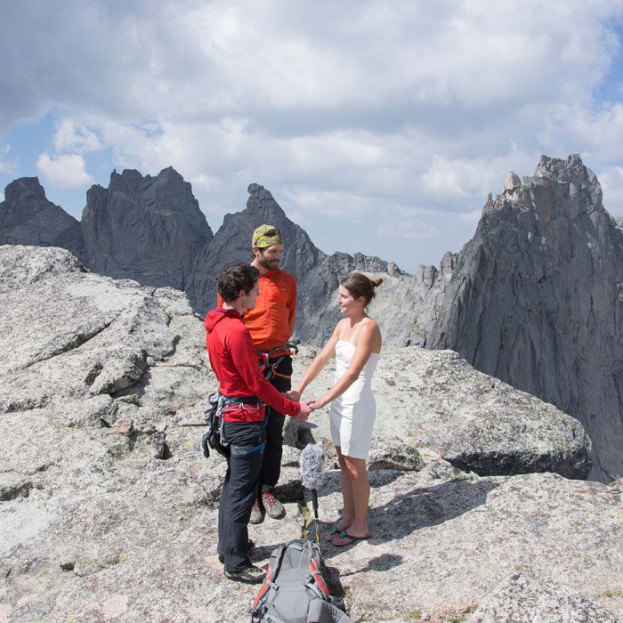 wedding-day-mountain-700_0.jpg