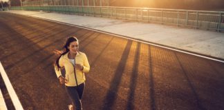 Which Is Better for Weight Loss––Cardio or Weight Training?