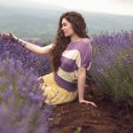 girl_in_lavender-e1558966550235.jpg